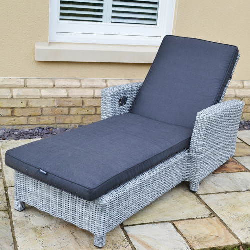 Deluxe Sunlounger